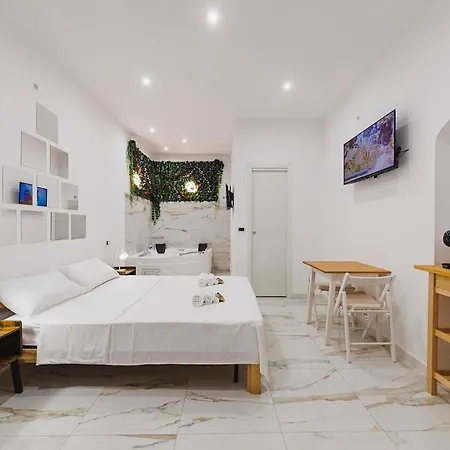 Vakantiehuis Rismondi - Tra Centro E Porto Bari